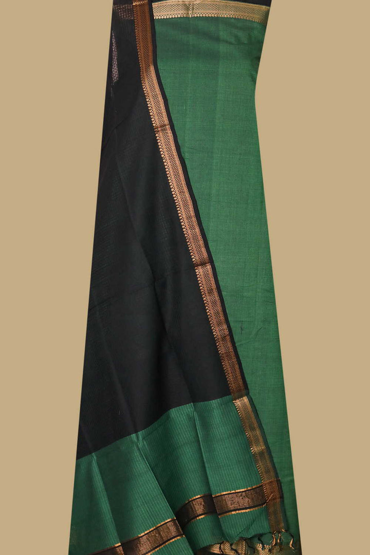 Handwoven Suits - Matkatus 
