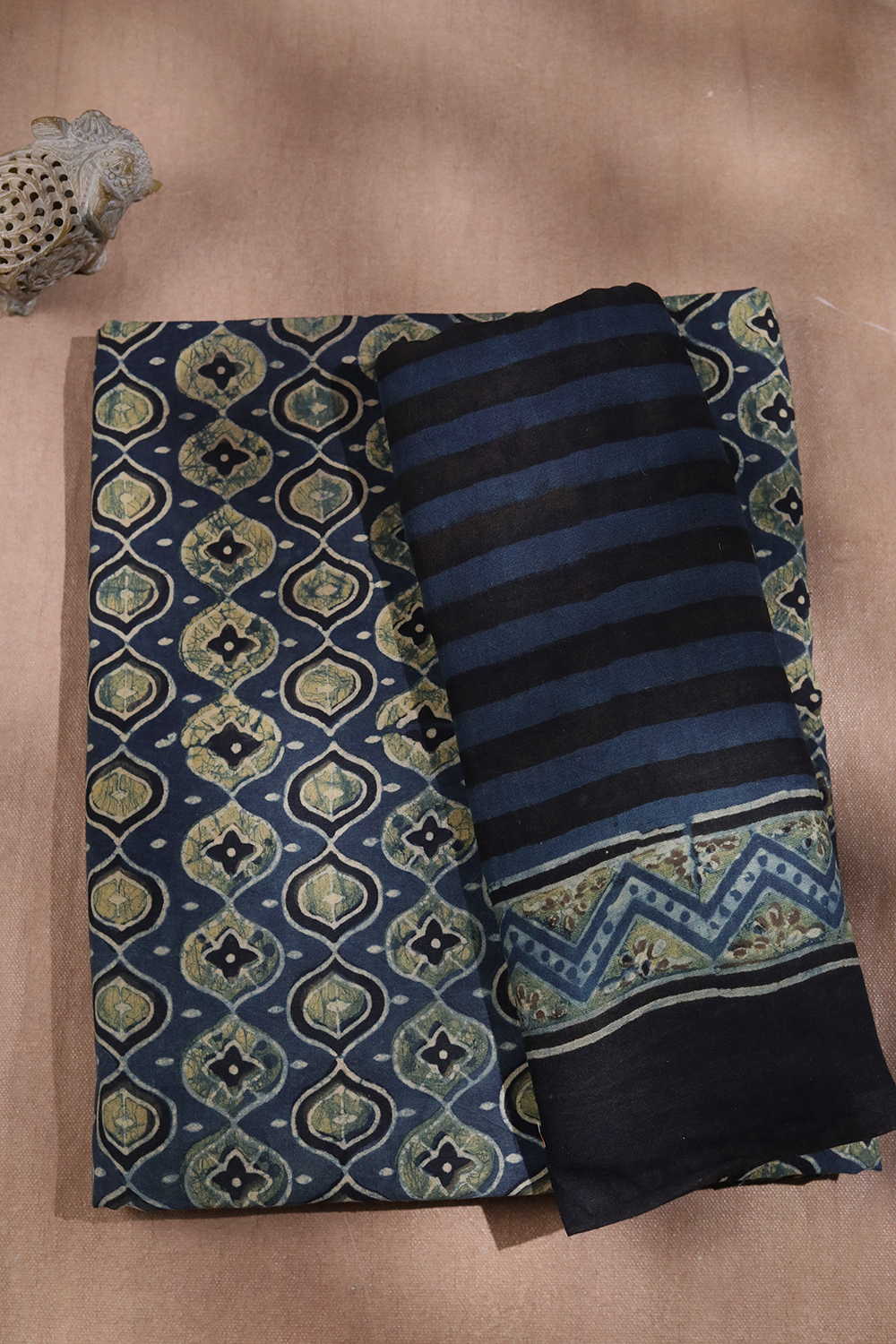 Top & Dupatta - Matkatus 