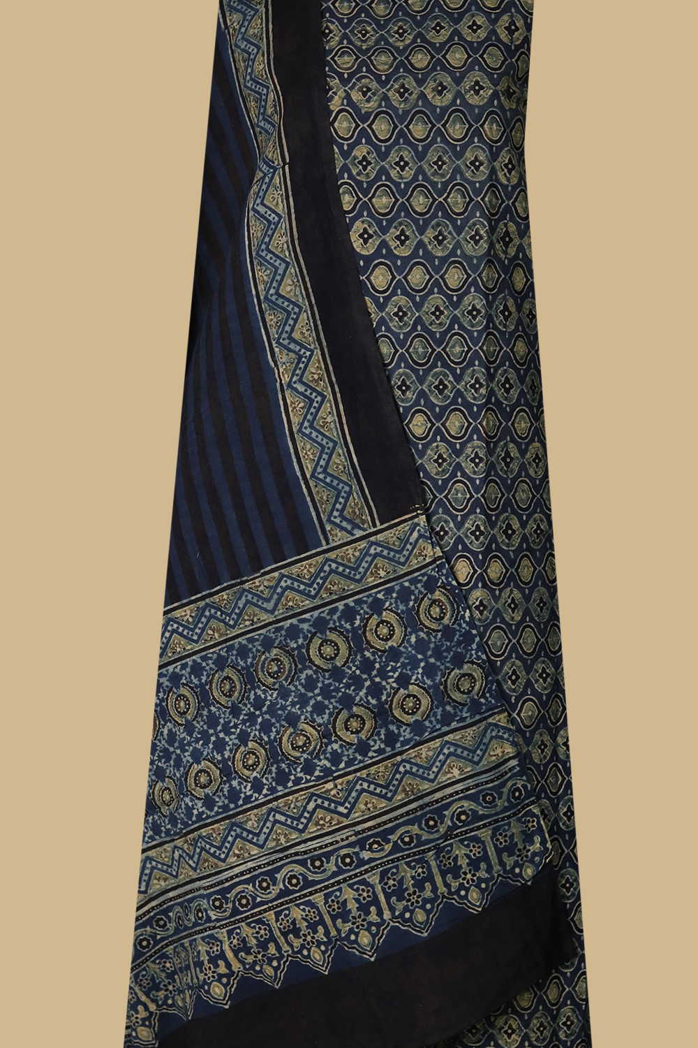 Mix & Match Suits - Matkatus 