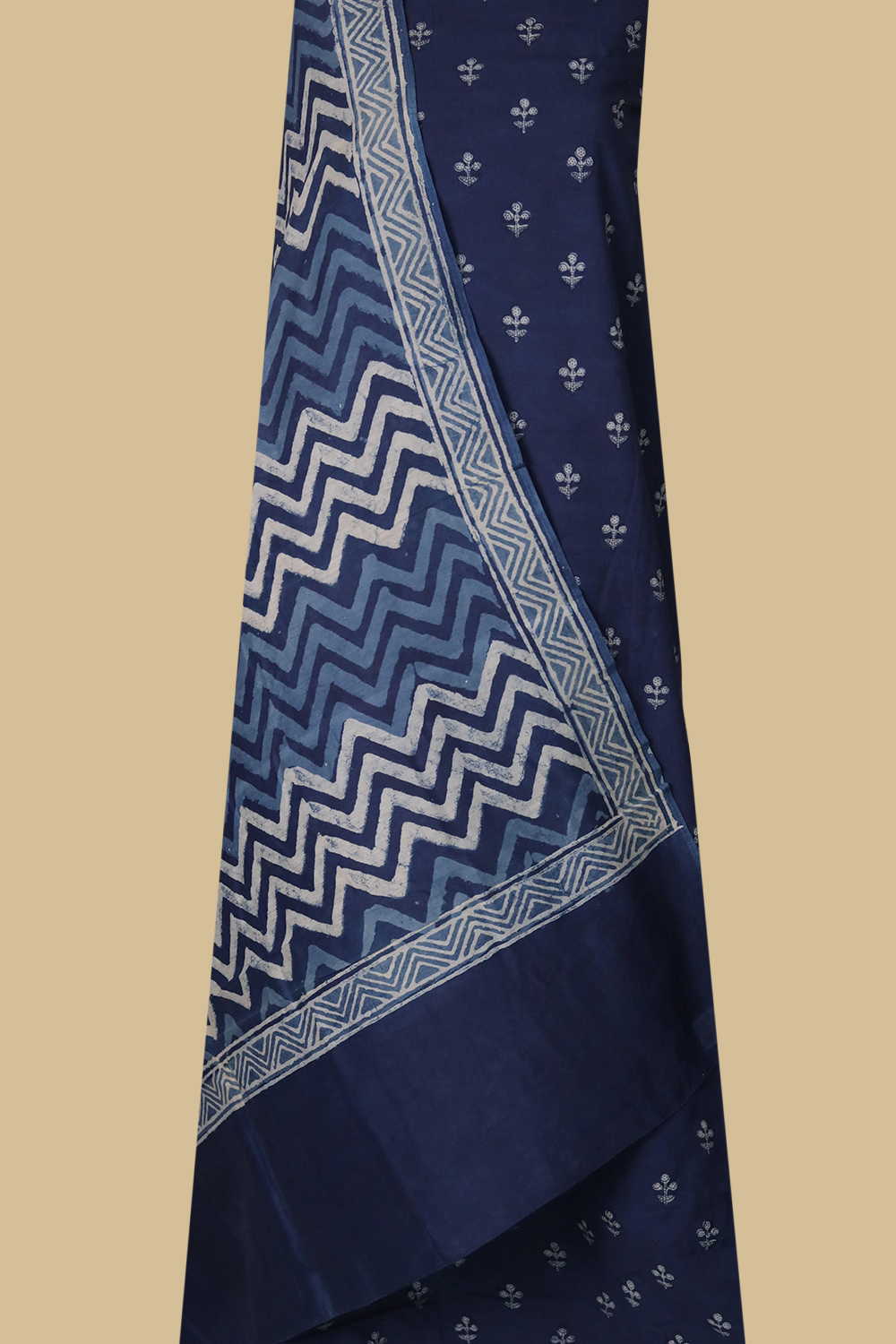 Top & Dupatta - Matkatus 