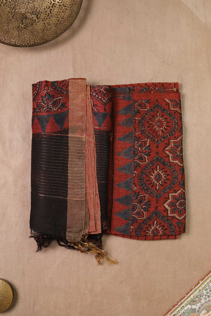 Ajrak Linen Top & Dupatta - Matkatus 