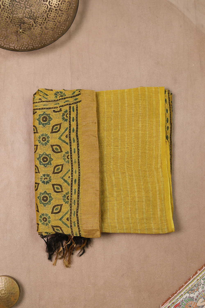 Ajrak Linen Top & Dupatta - Matkatus 