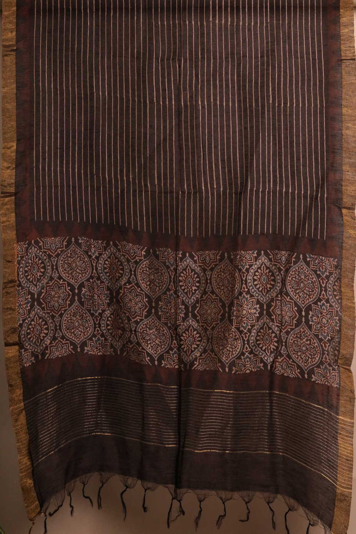 Ajrak Linen Top & Dupatta - Matkatus 