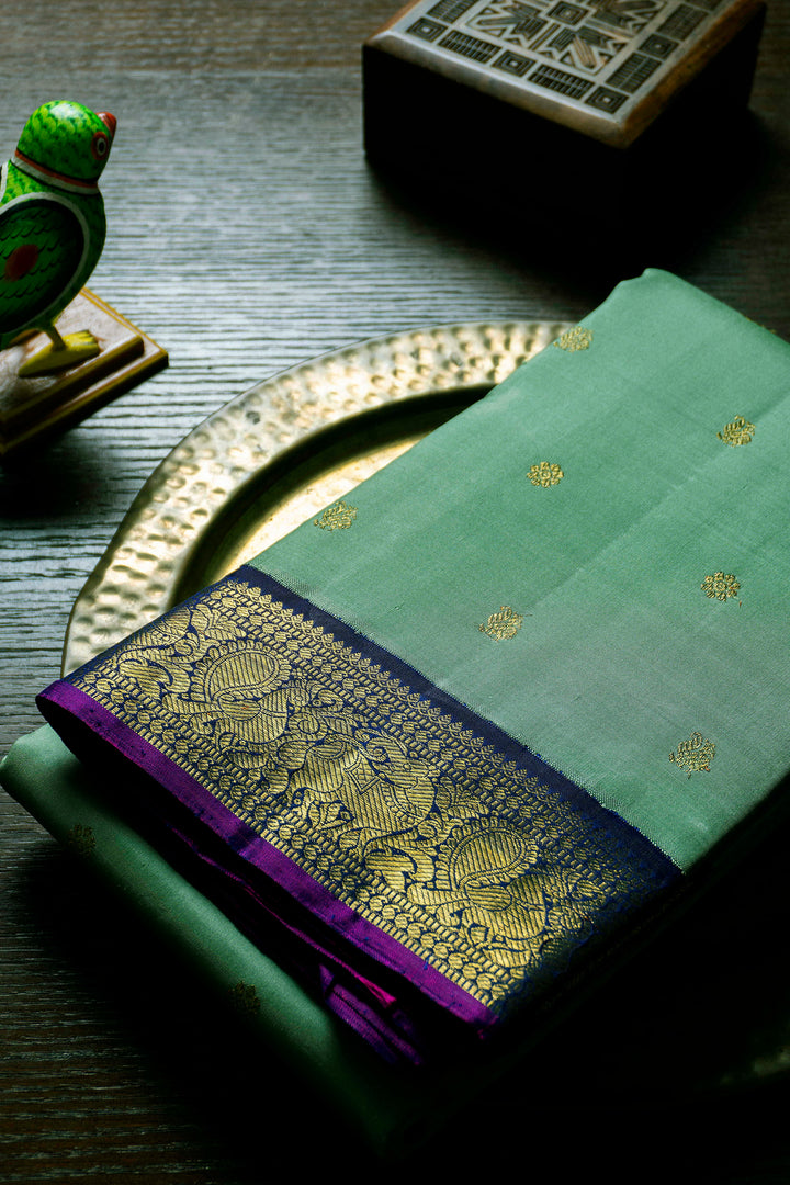 Mild Green with Zari Border Kanchipuram Silk saree