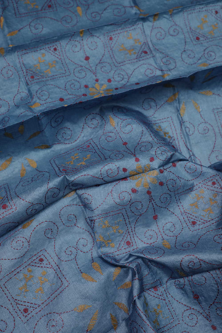 Embroidered Blouse - Matkatus 