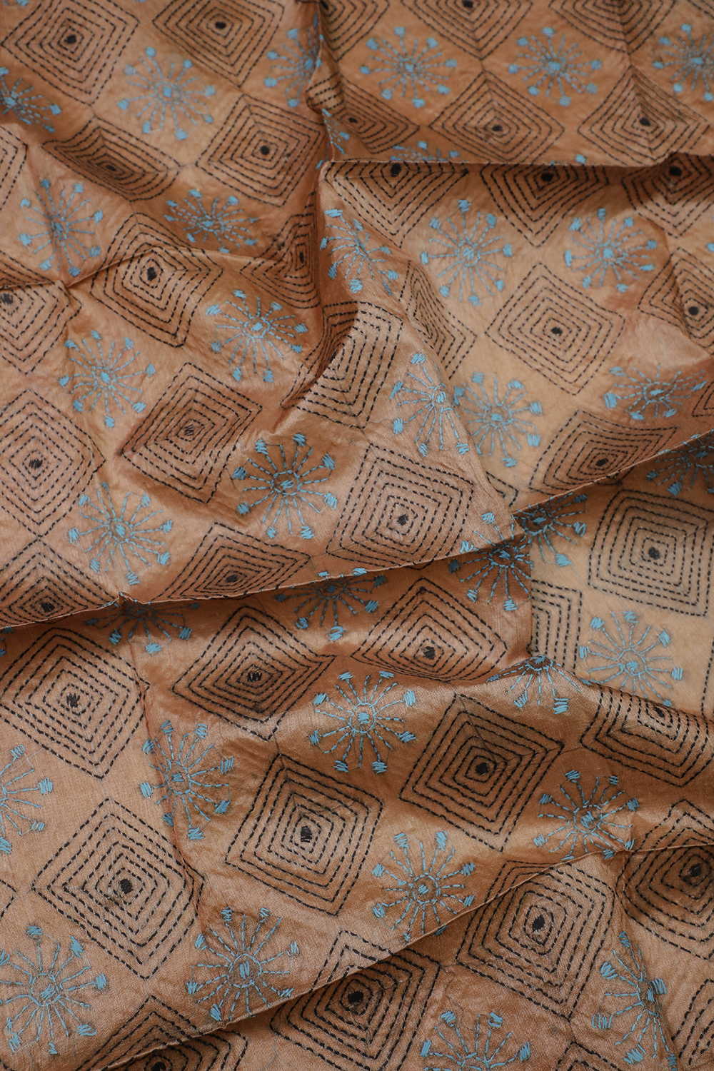 Embroidered Blouse - Matkatus 