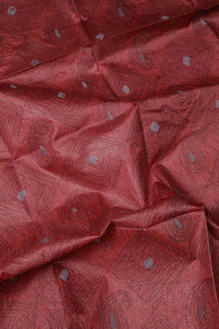 Embroidered Blouse - Matkatus 