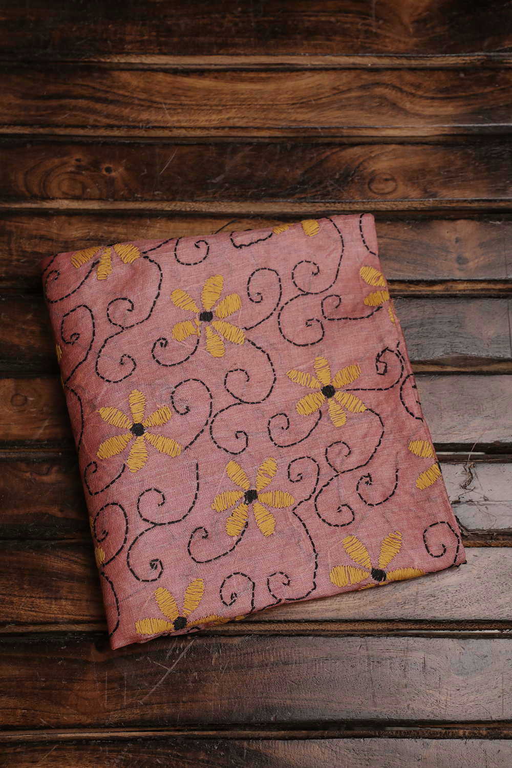 Embroidered Blouse - Matkatus 