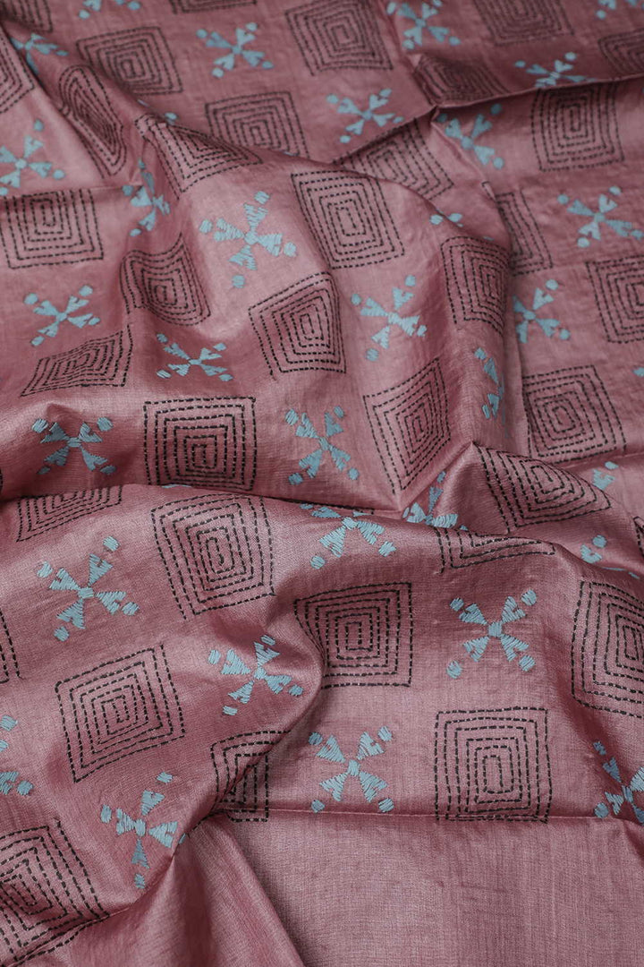 Embroidered Blouse - Matkatus 