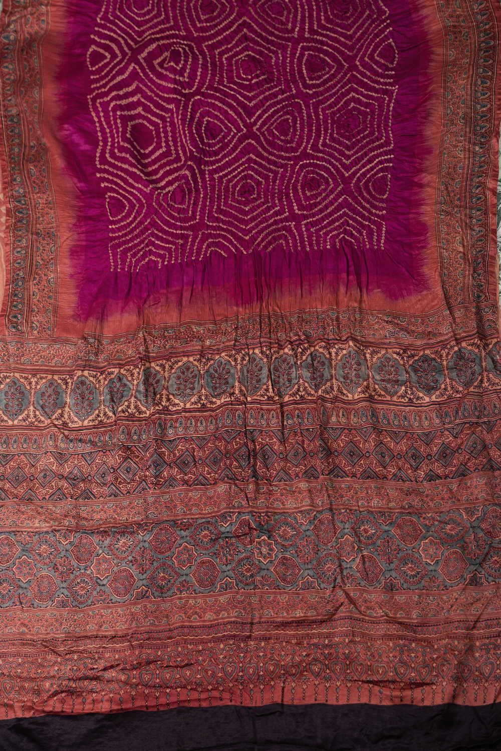 Ajrak Bandhani Saree - Matkatus 