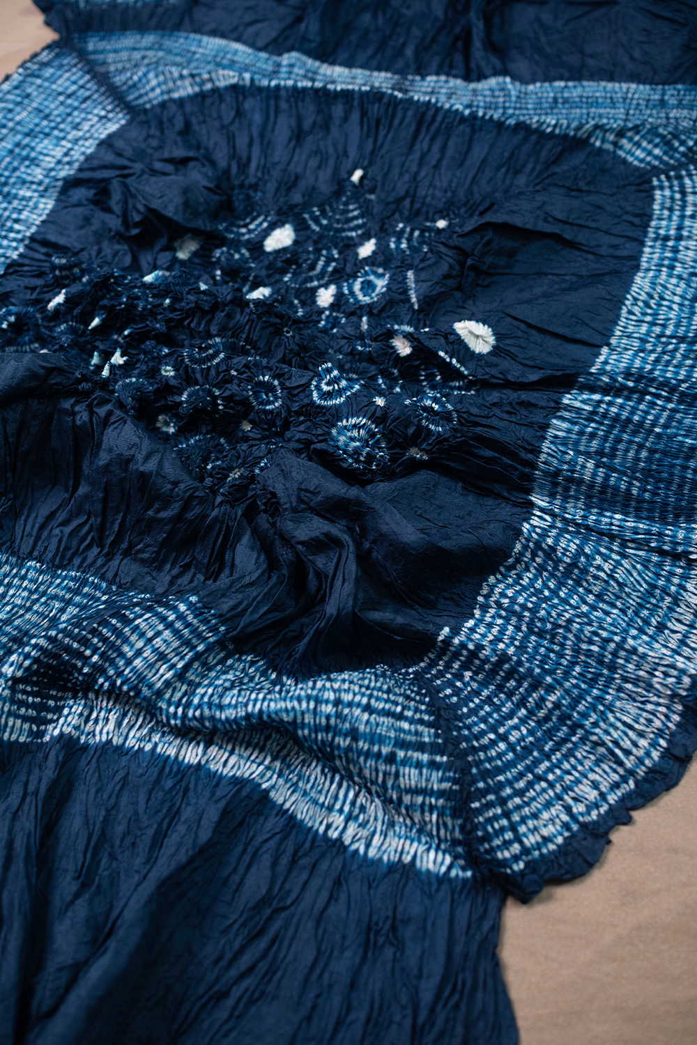 Ajrak Bandhani Saree - Matkatus 