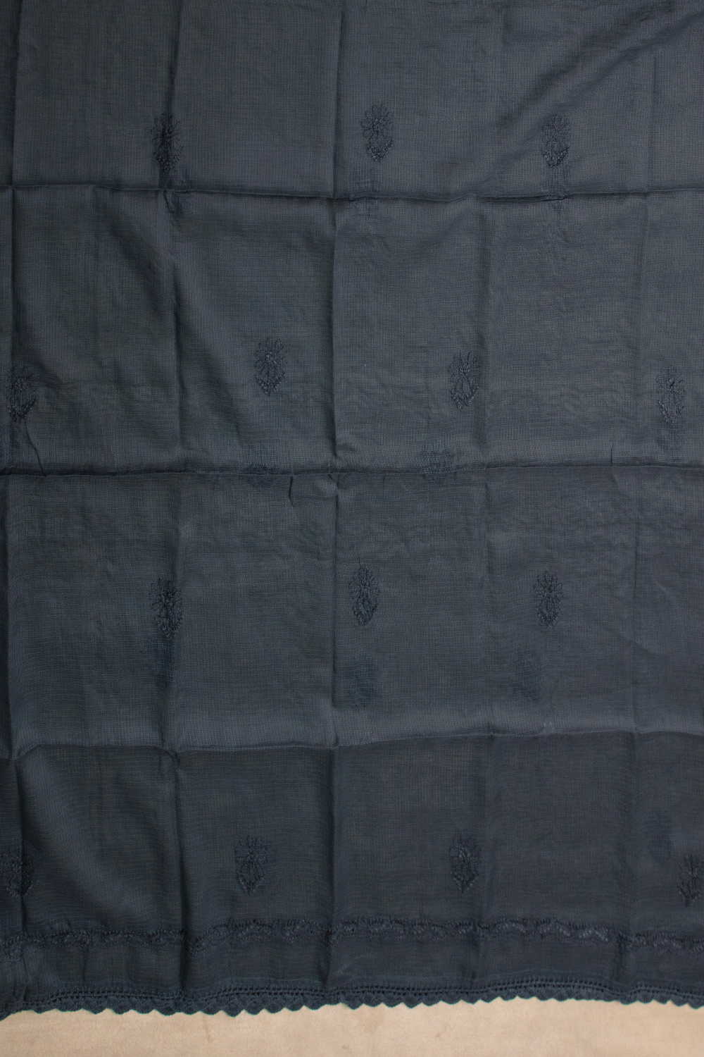 Chikan Embroidred Suits - Matkatus 