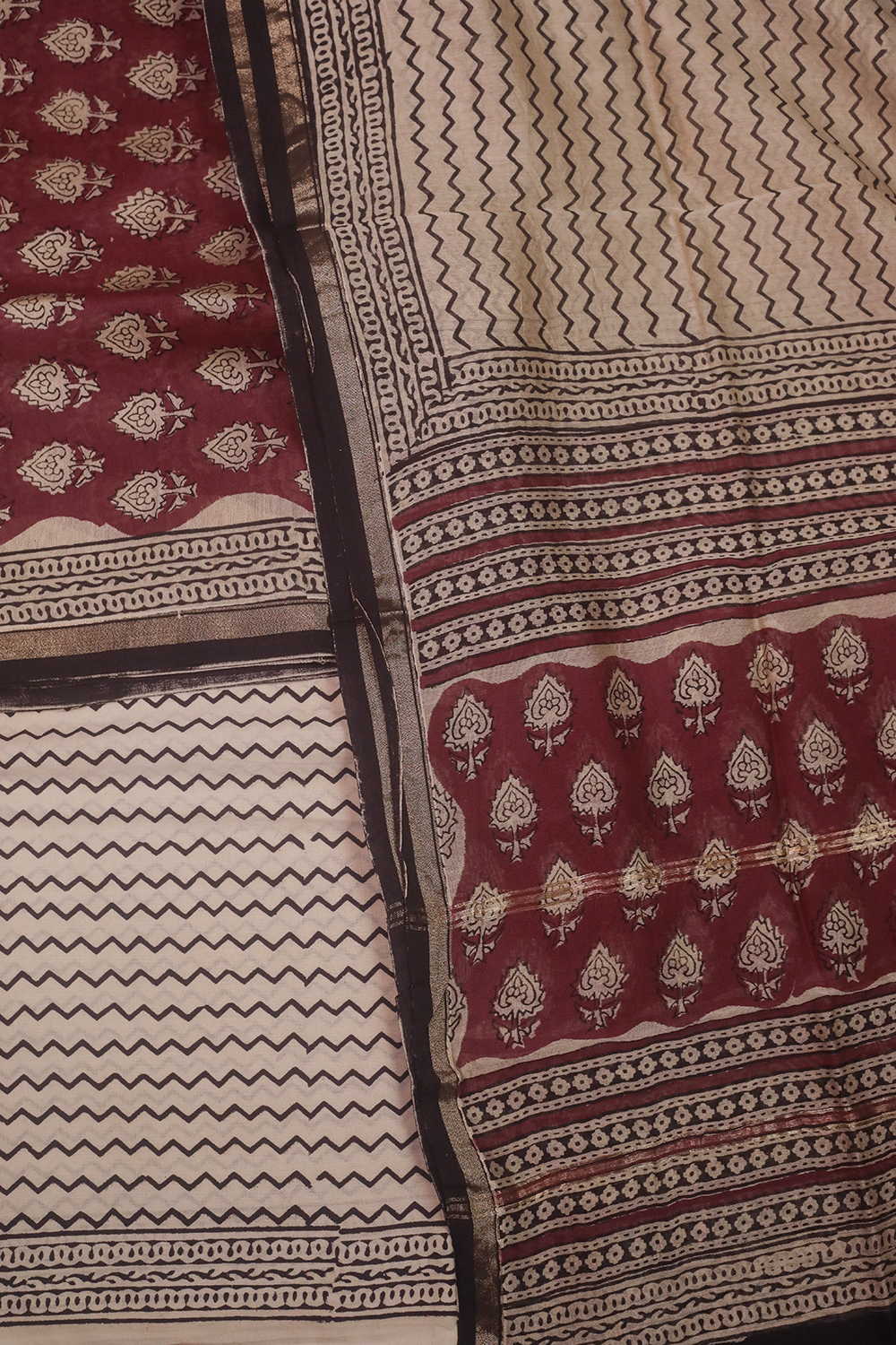 Unstitched Suits - Matkatus 