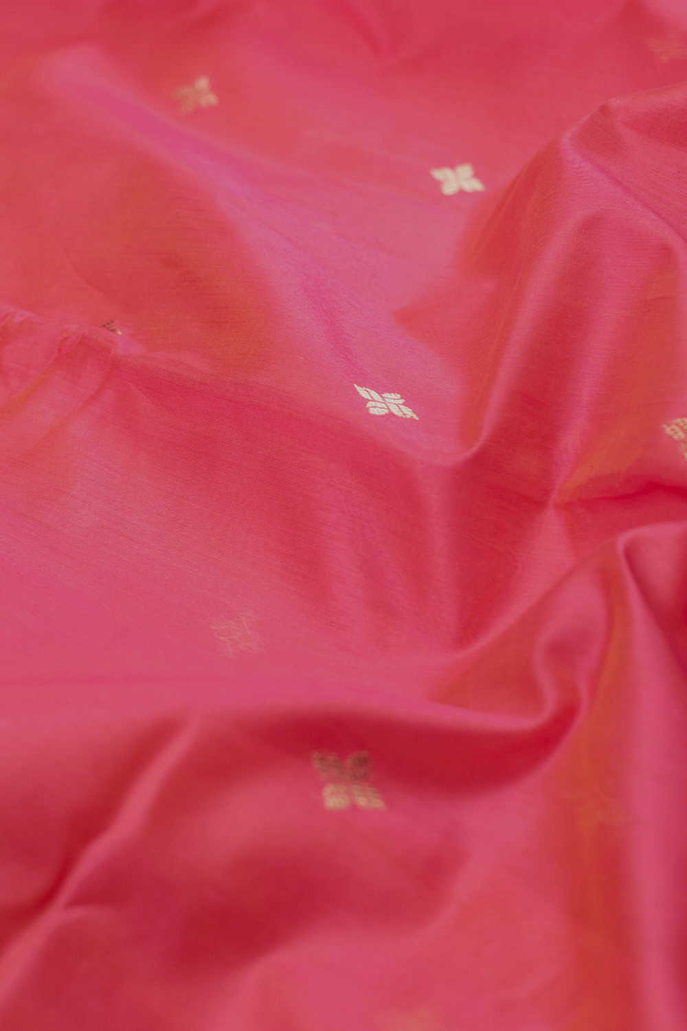 Chanderi Silk Cotton Fabrics - Matkatus