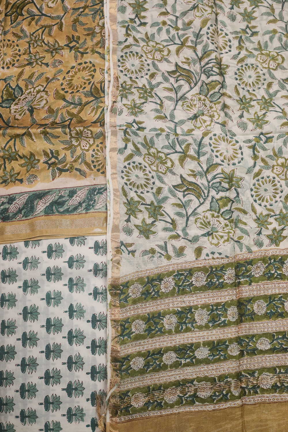 Unstitched Suits - Matkatus 