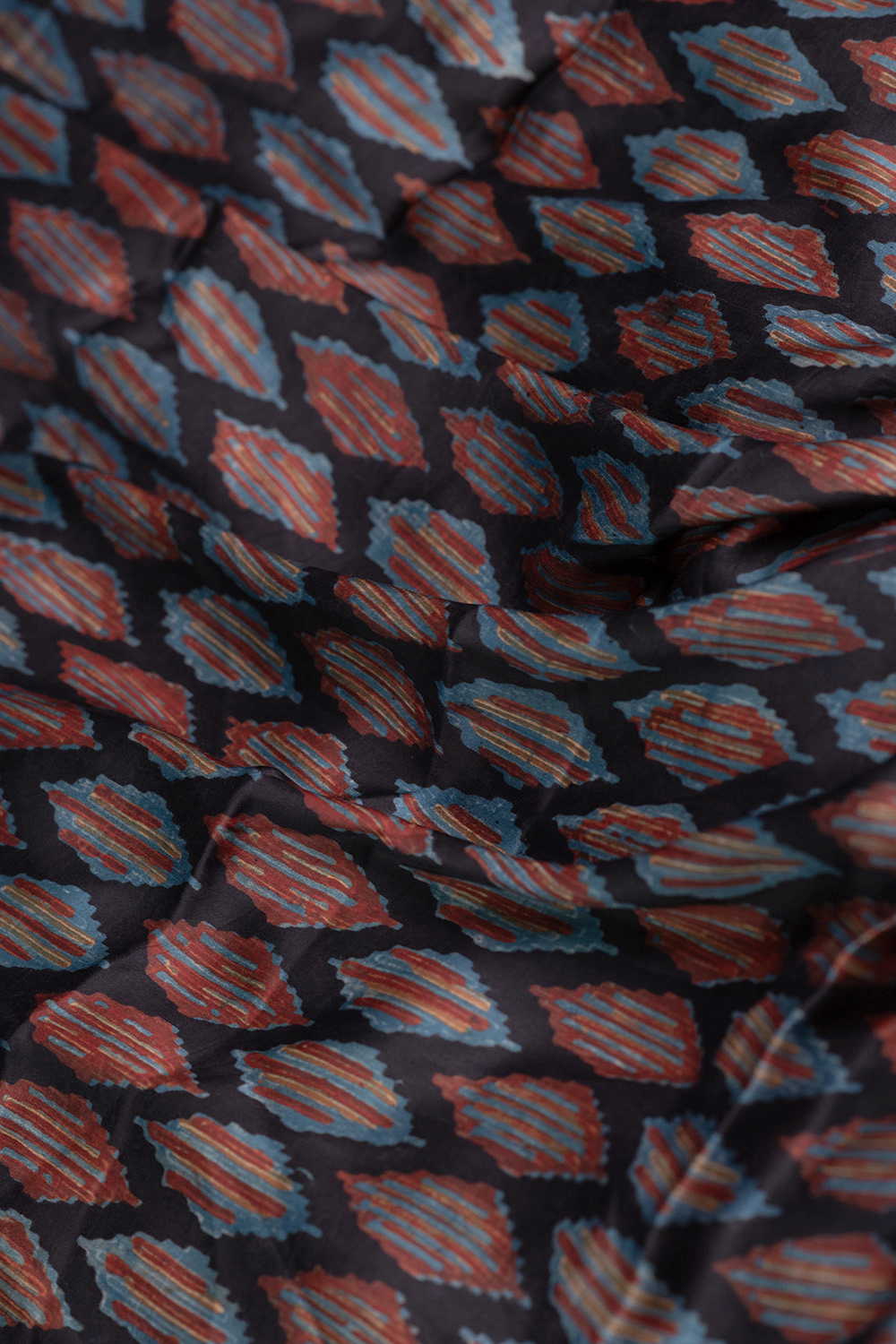 Silk Fabric - Matkatus 
