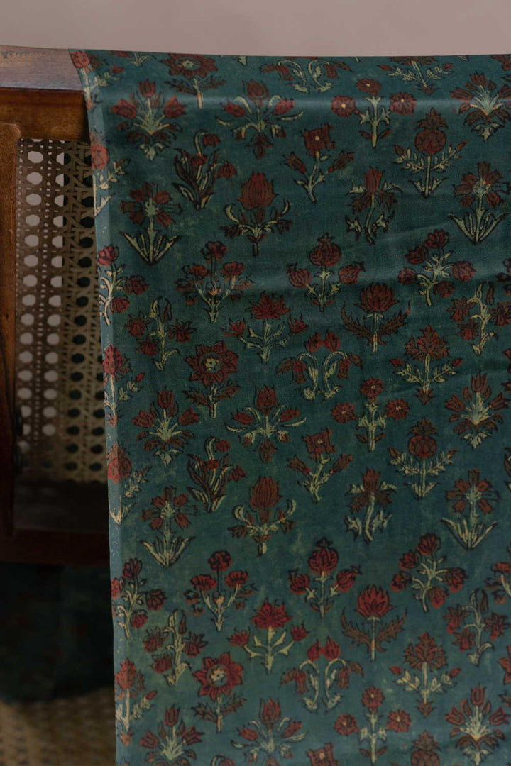 Silk Fabric - Matkatus 