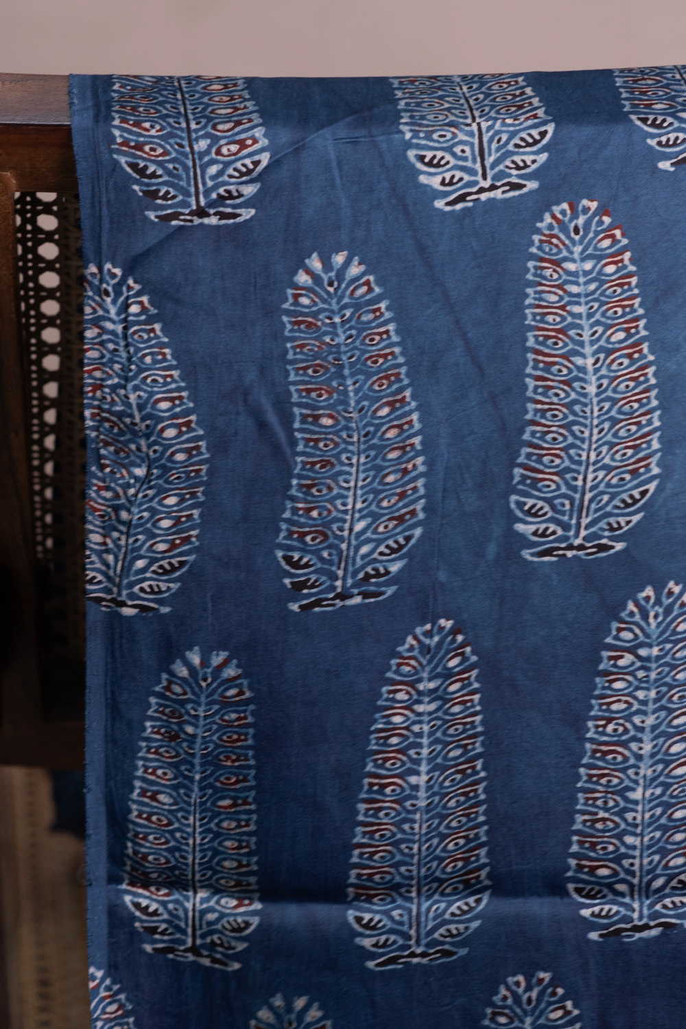 Silk Fabric - Matkatus 