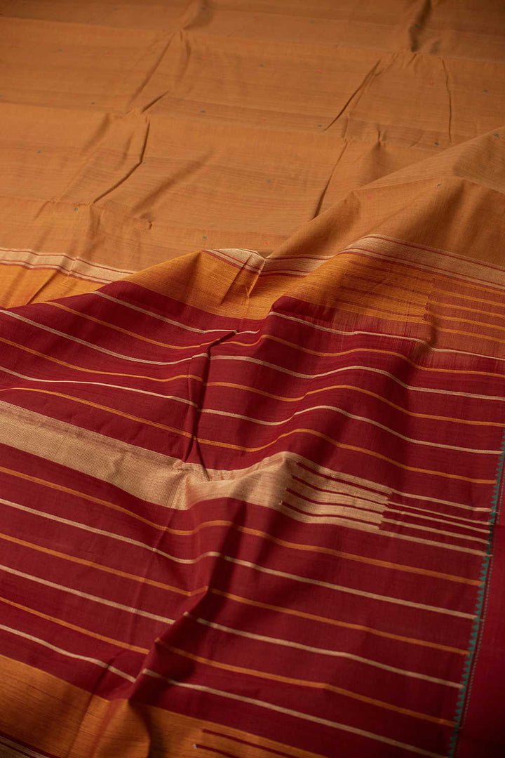 Sarees - Matkatus 