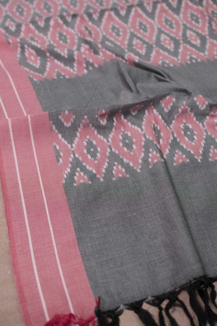 Ikat Cotton Dupatta - Matkatus