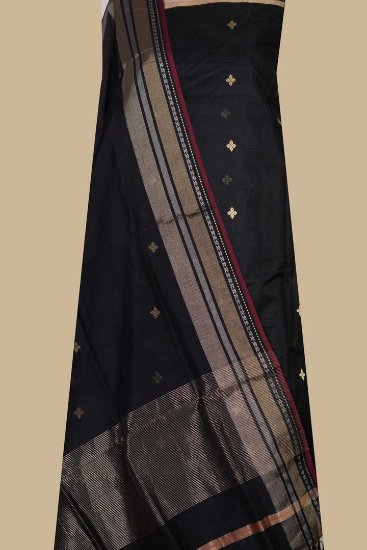 Top and Dupatta - Matkatus 