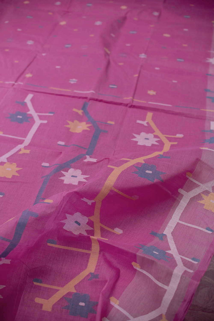 Sarees - Matkatus 