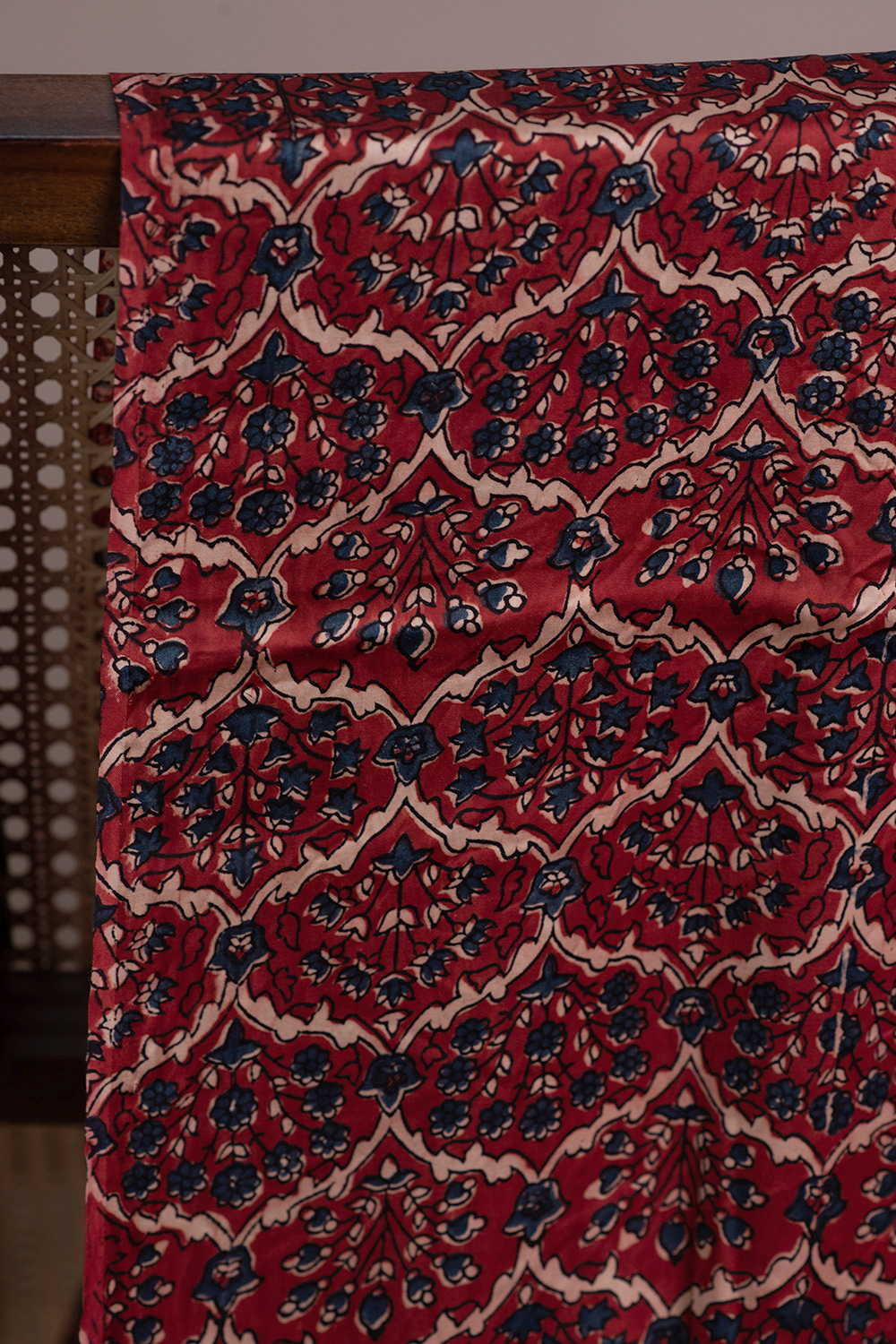 Silk Fabric - Matkatus 