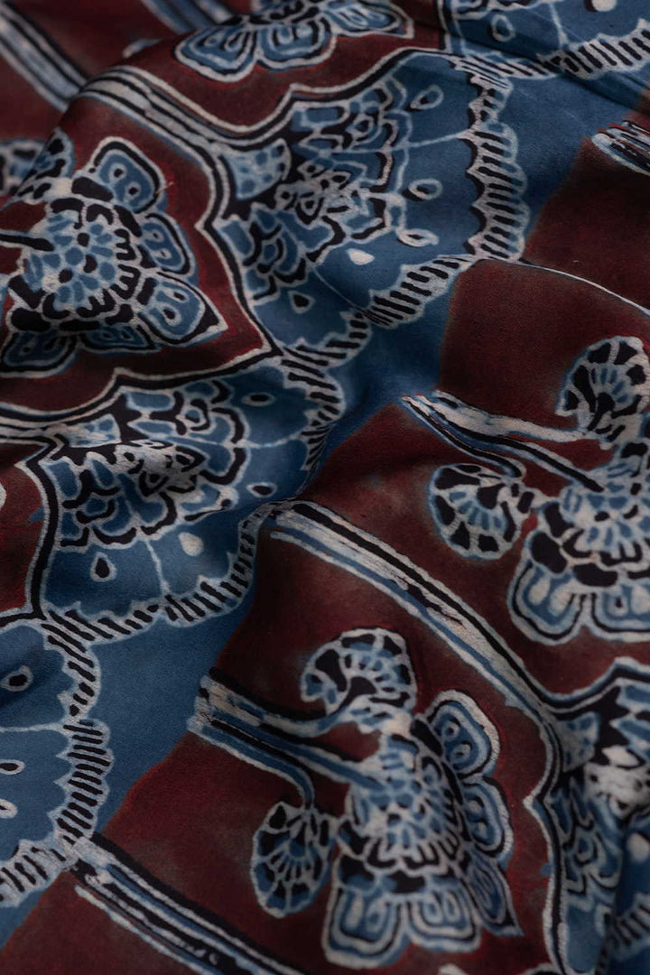 Silk Fabric - Matkatus 
