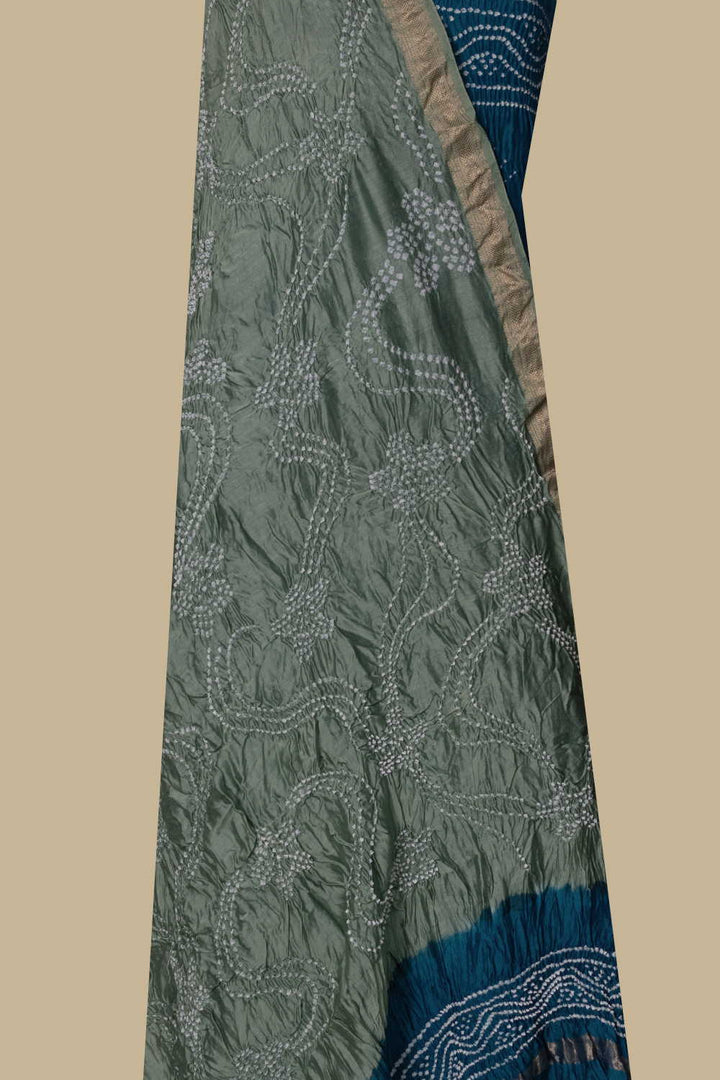 Unstitched Suits - Matkatus 