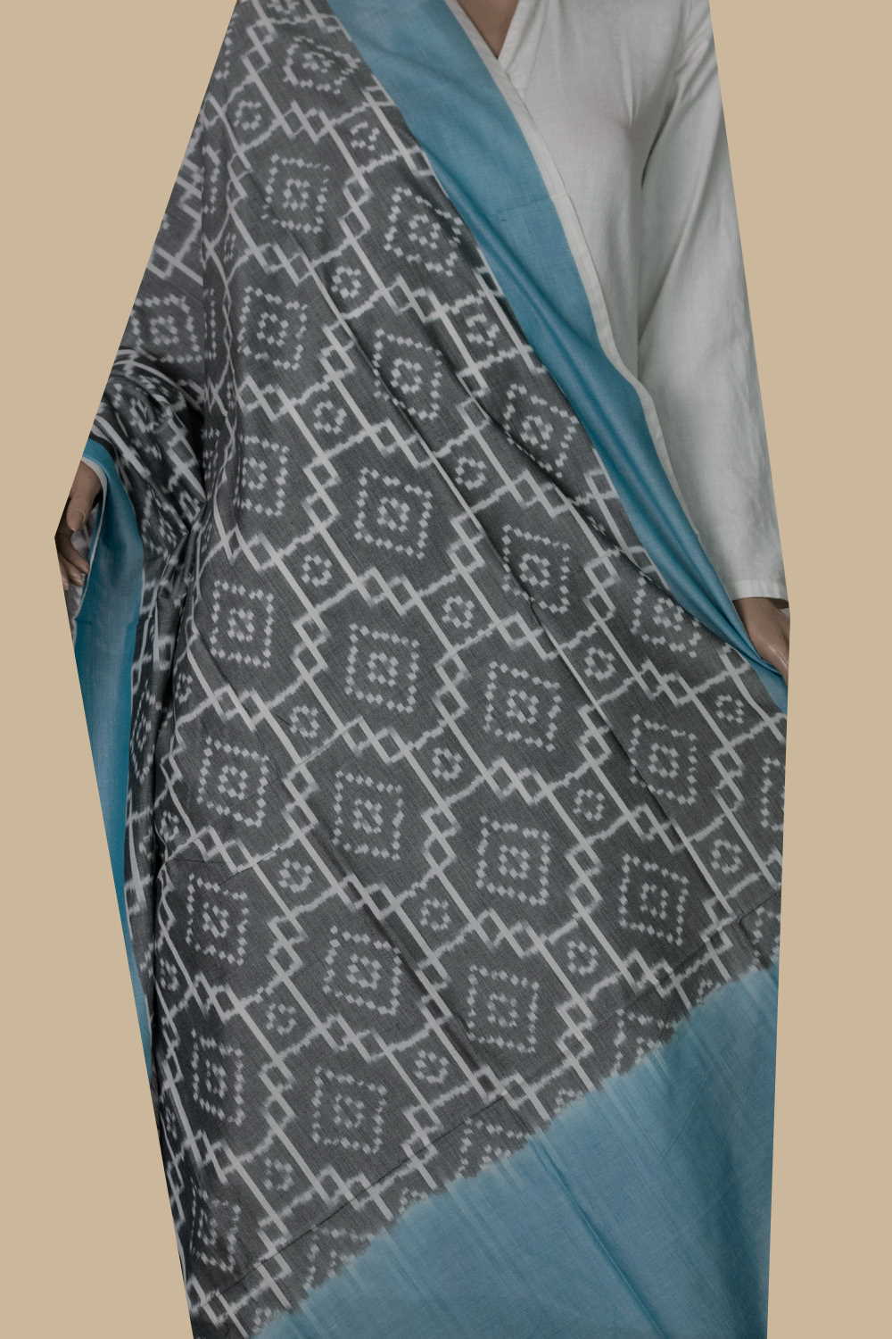 Handwoven Dupattas - Matkatus 