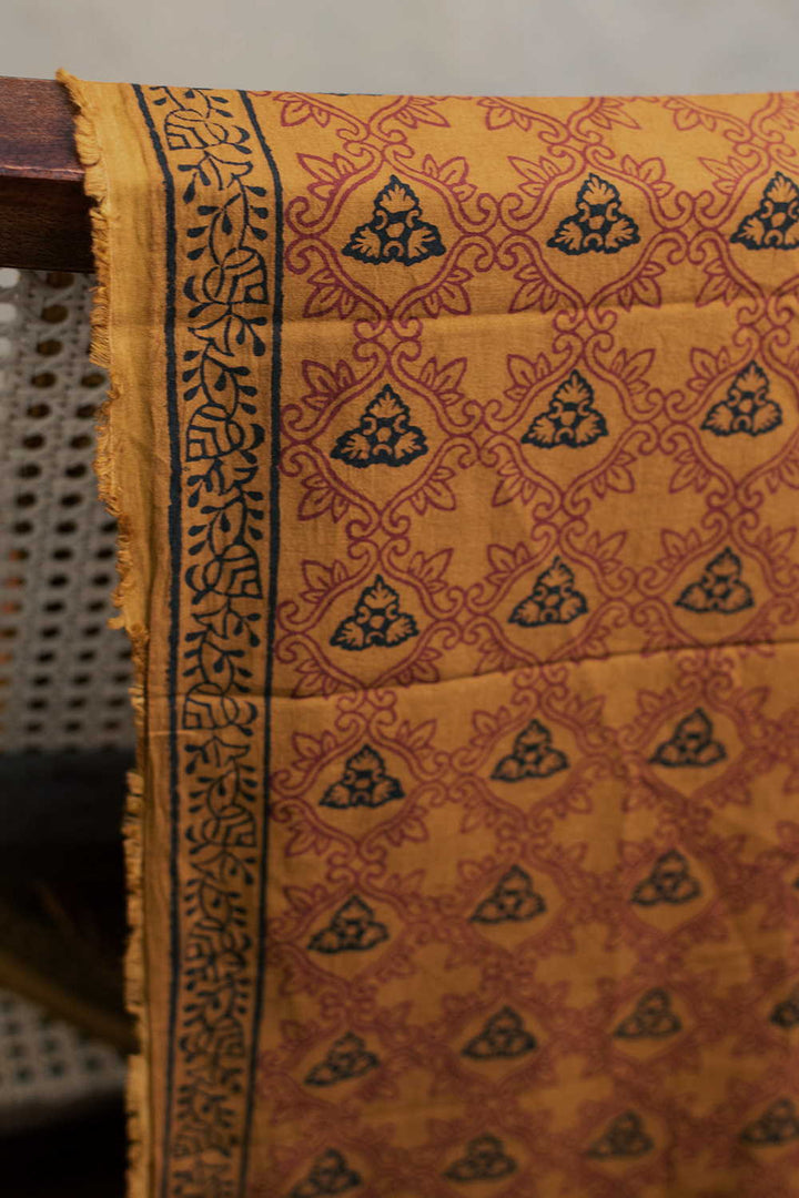 Perfectly Paired Sarees - Matkatus 