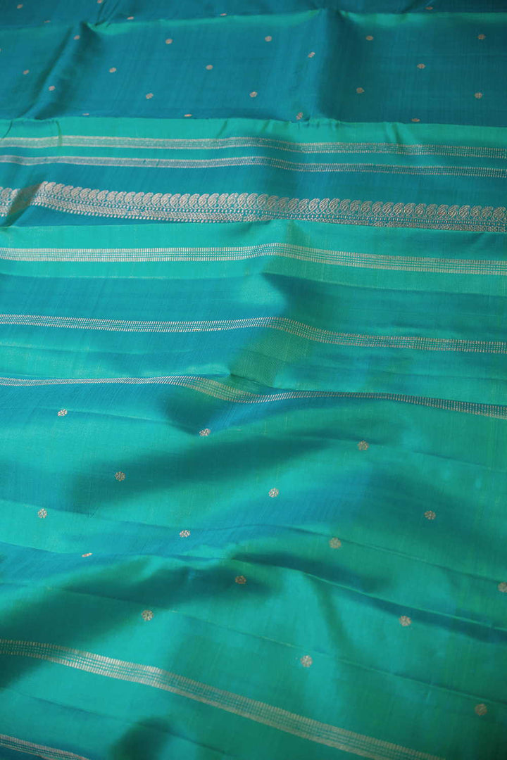 Sarees - Matkatus 