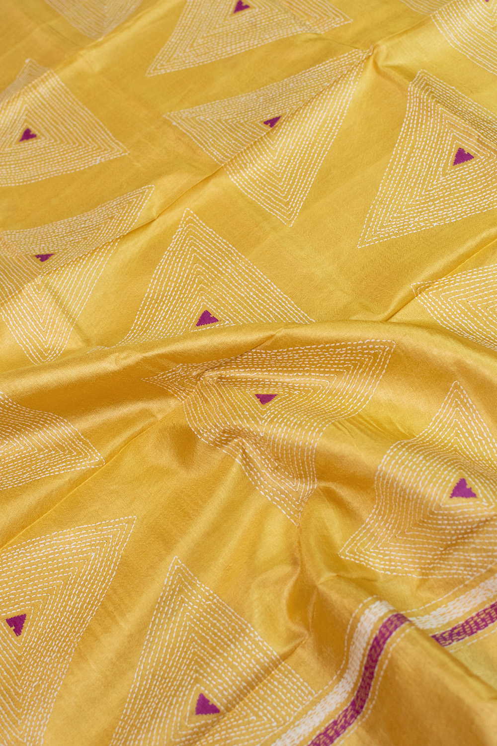 Kantha Silk Dupatta - Matkatus 