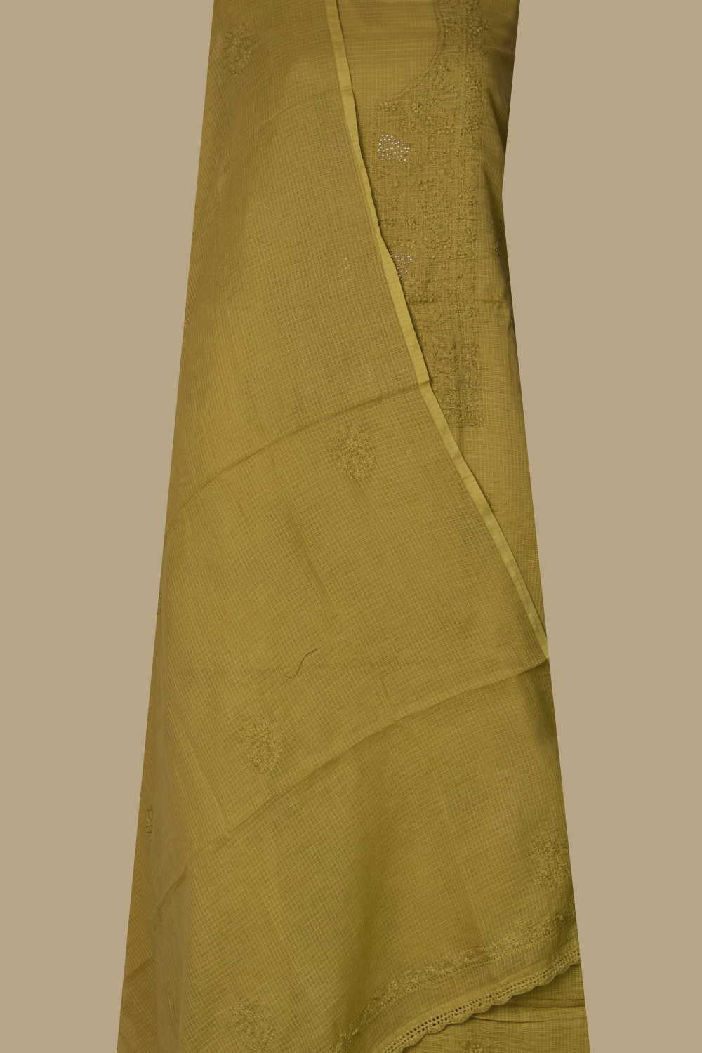 Top and Dupatta - Matkatus 