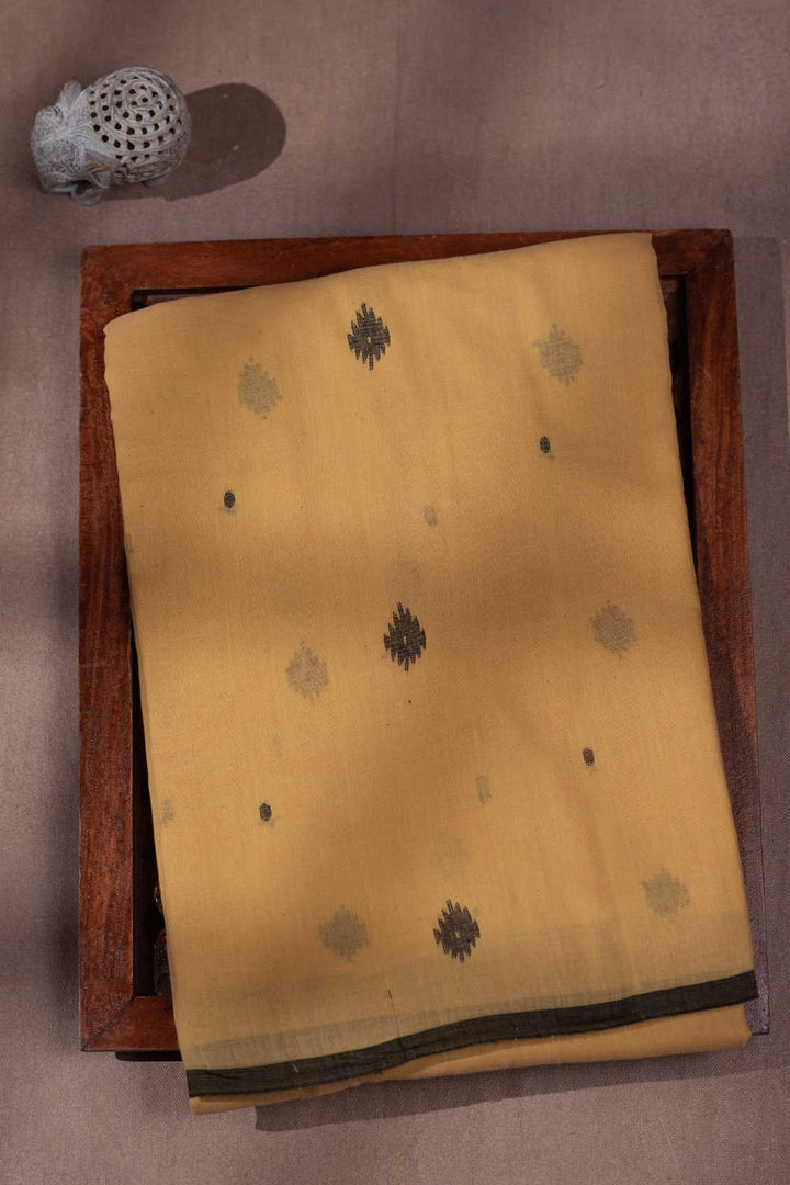 Jamdani Saree - Matkatus 