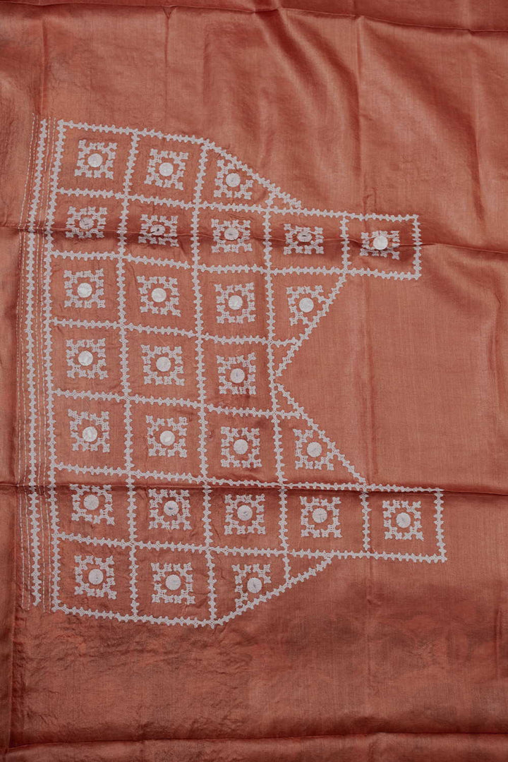 Embroidered Blouse - Matkatus 