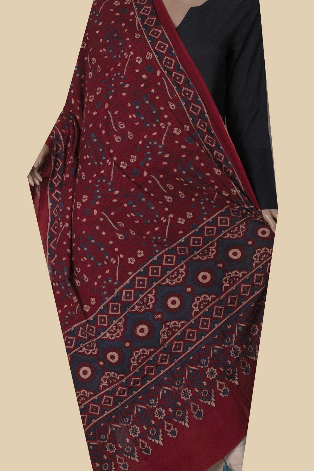 Ajrak Dupatta - Matkatus
