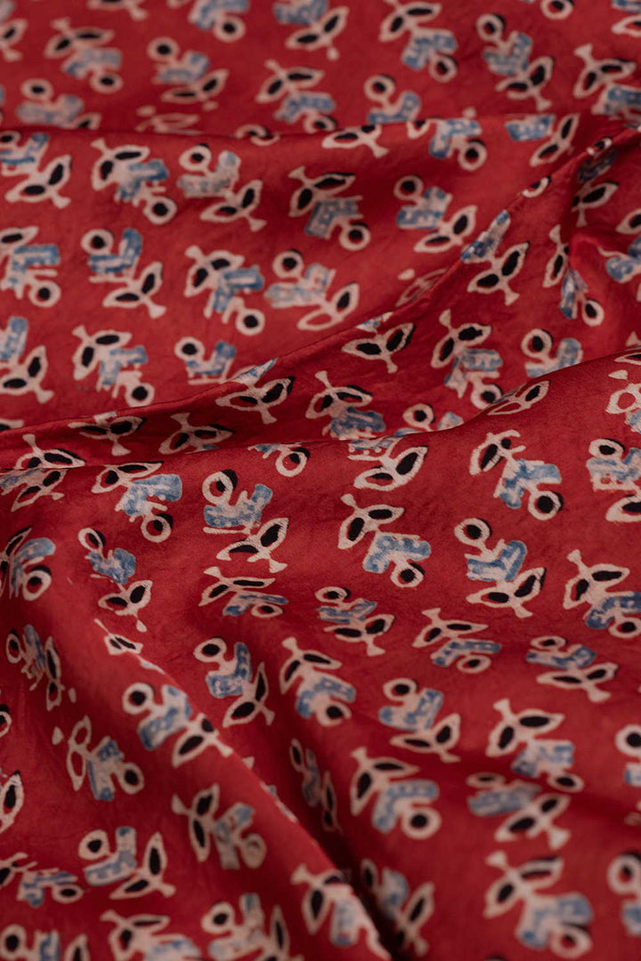 Silk Fabric - Matkatus 