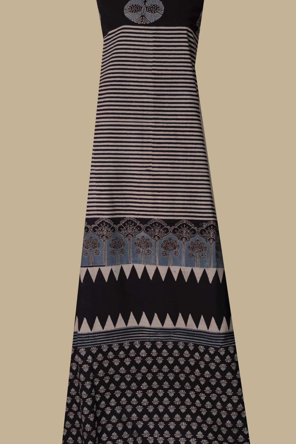 Ajrak Kurta - Matkatus 