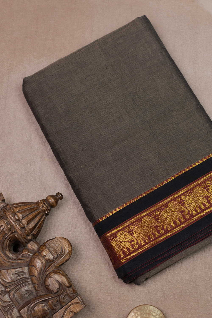 Border Fabrics - Matkatus 