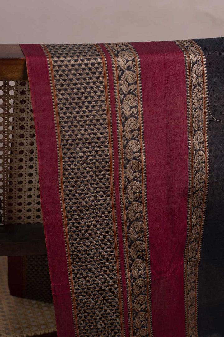 Border Fabrics - Matkatus 