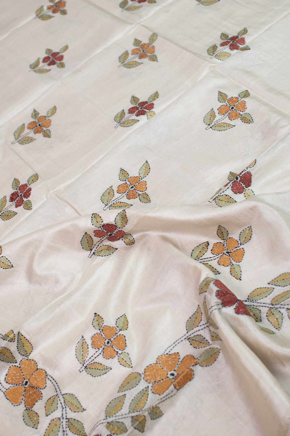 Kantha Silk Dupatta - Matkatus 