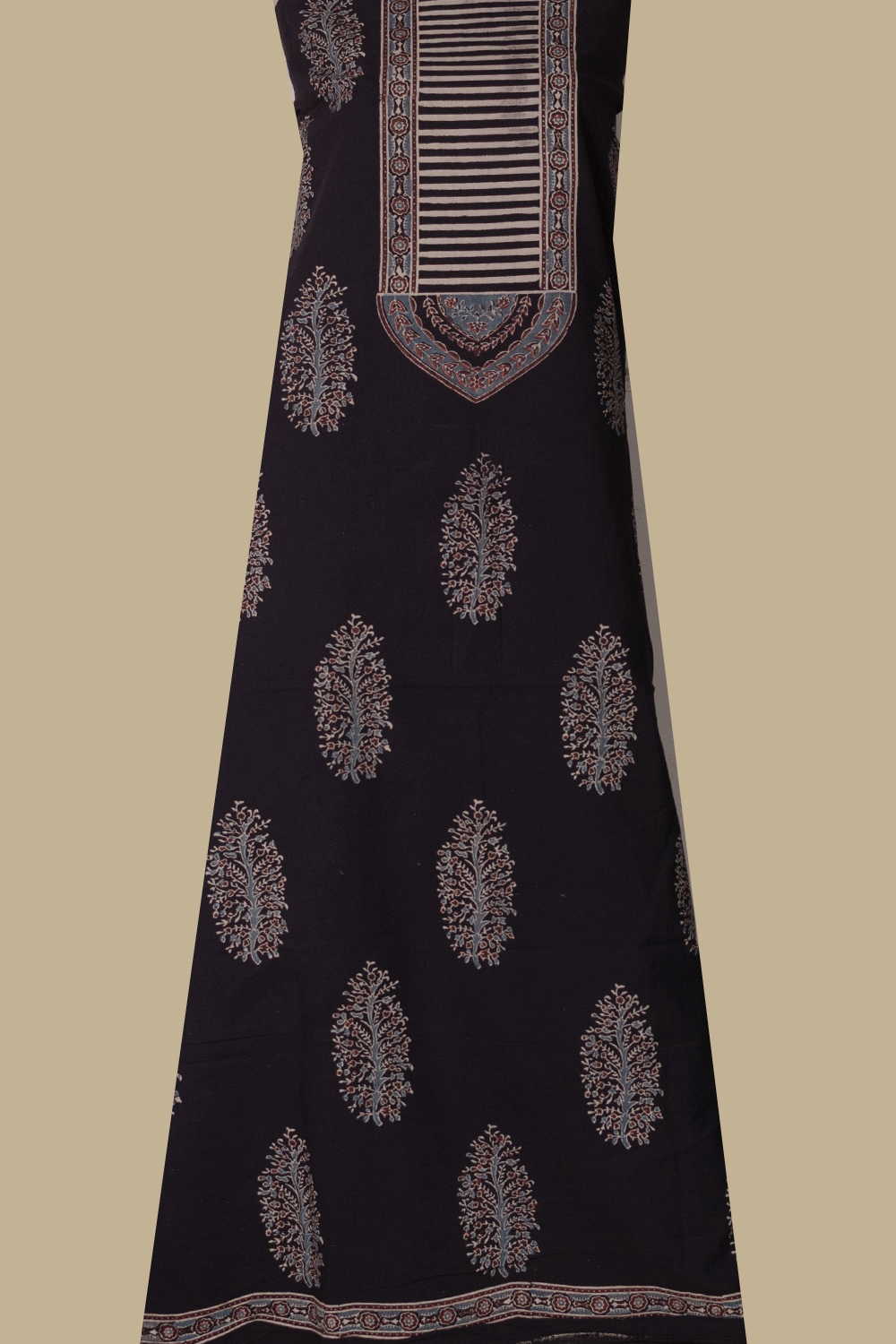 Ajrak Kurta - Matkatus 
