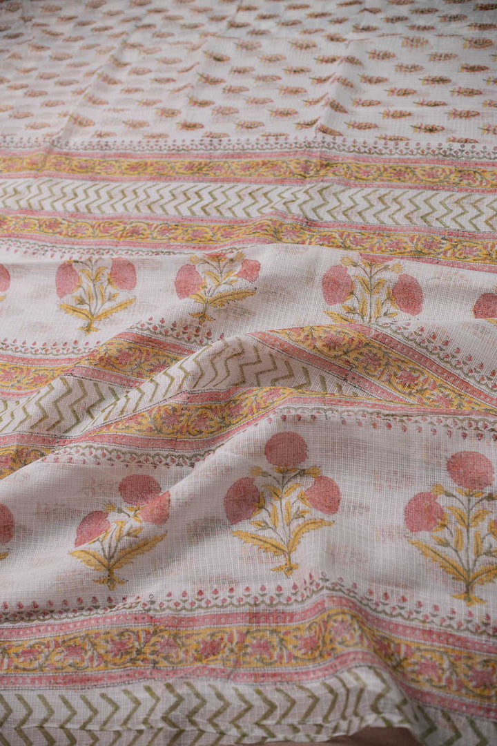 Sarees - Matkatus 