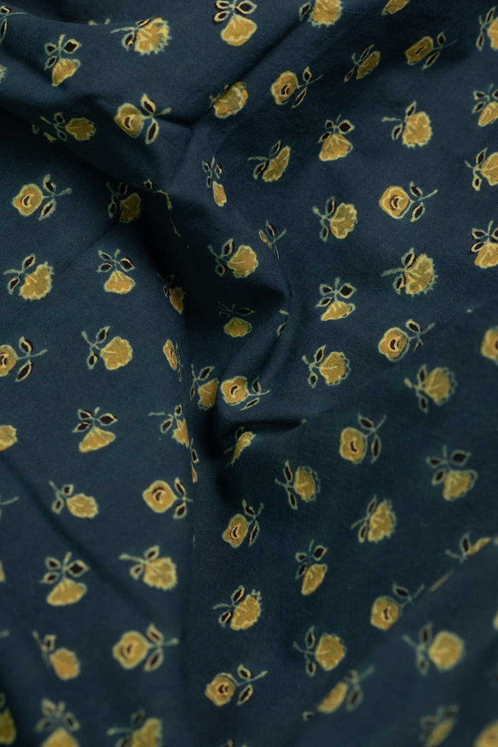 Ajrak Fabric - Matkatus 