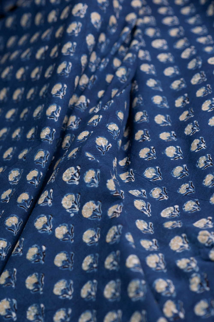 Ajrak Fabric - Matkatus 
