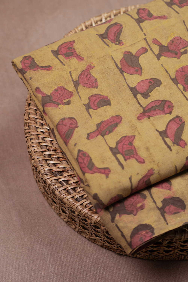 Block Printed Cotton Fabric - Matkatus 