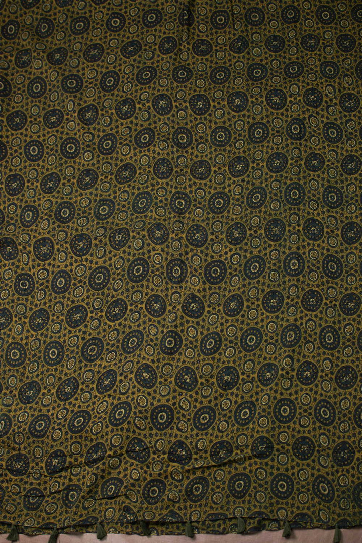 Sarees - Matkatus 