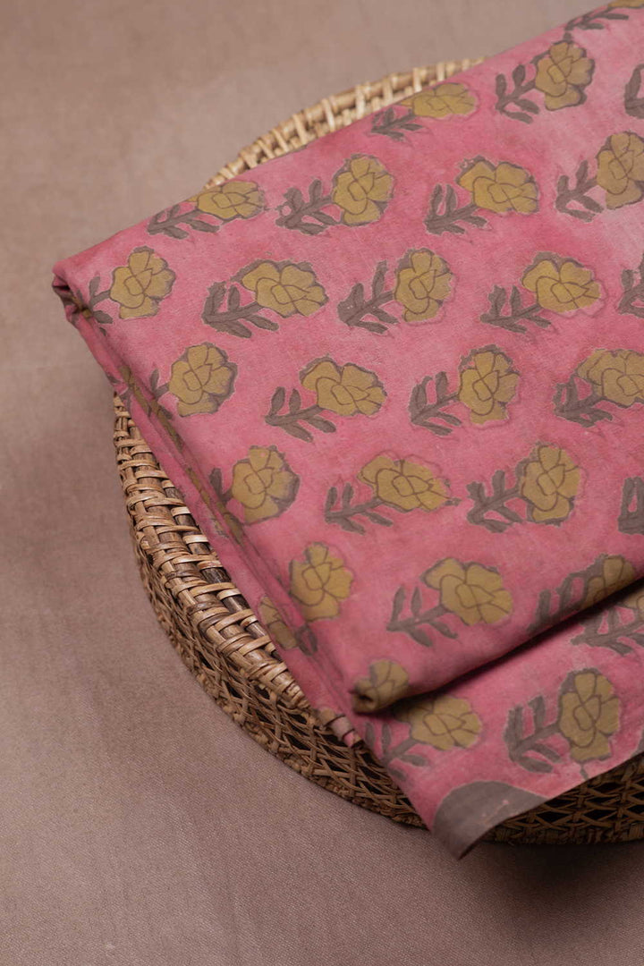Block Printed Cotton Fabric - Matkatus 