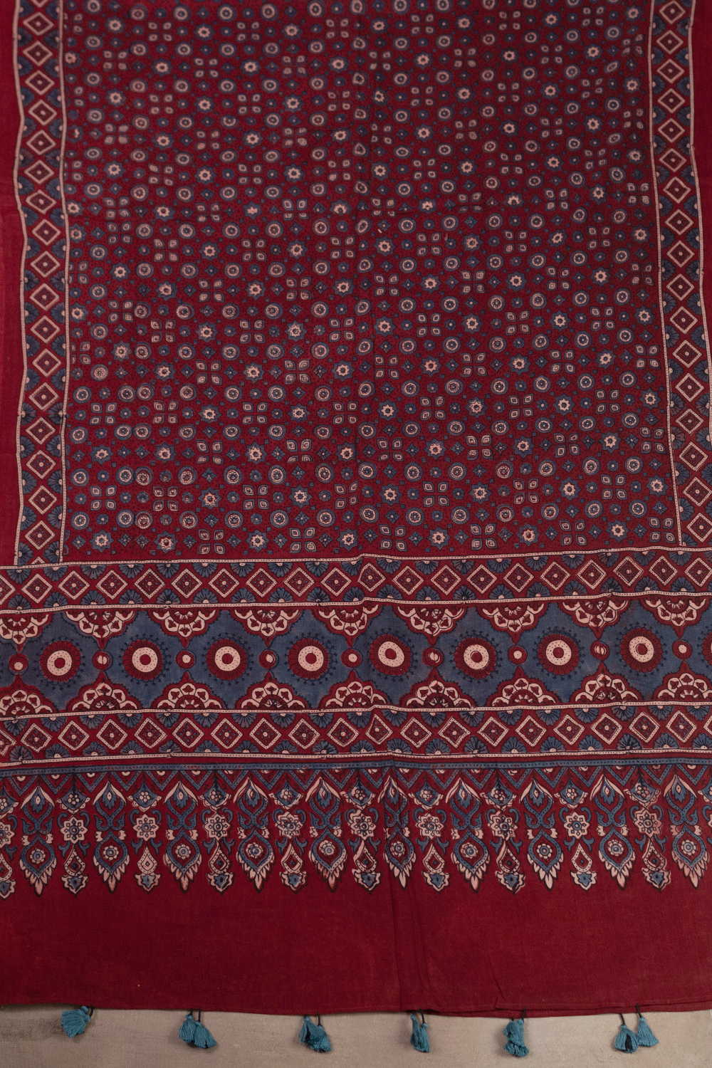 Ajrak Print Dupatta - Matkatus 
